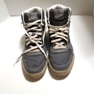 Nike Delta Force High AC Men's Gray Sneakers. Size: 11.